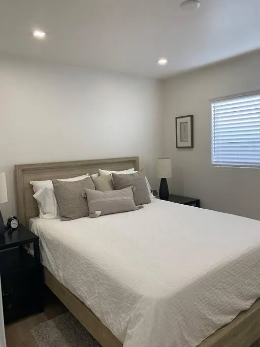 Amazing New & Water Vu/Balboa Peninsula! Ev Charge Villa Newport Beach